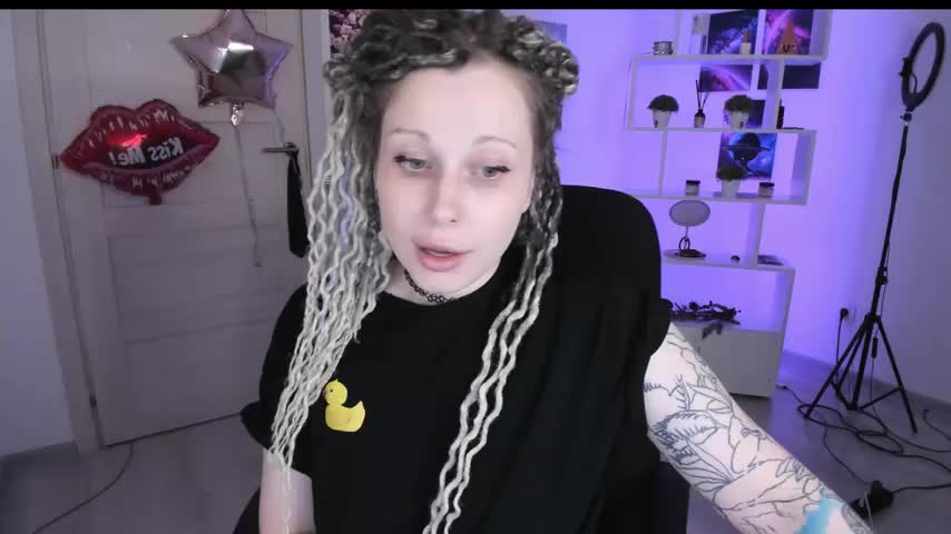 HoneySallyMoore Adult Chat August 23, 2025