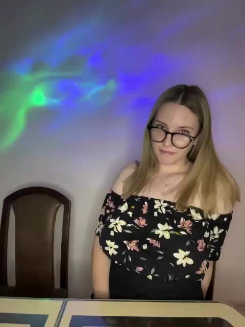 Cris_Mi Adult Chat August 22, 2025