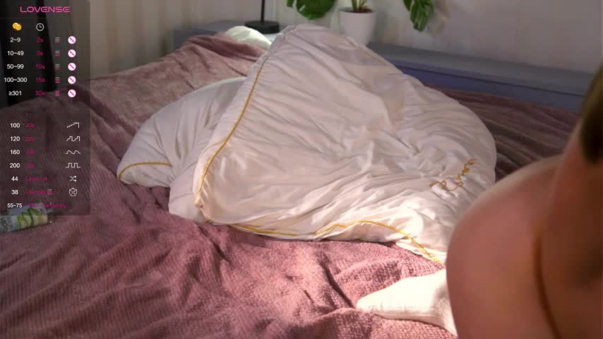 Eva_Golden Adult Chat August 23, 2025