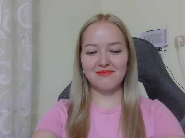 -Sweet-smile- Adult Chat August 23, 2025