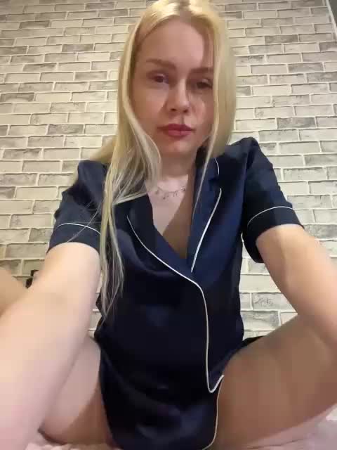 MirandaNow Adult Chat August 23, 2025