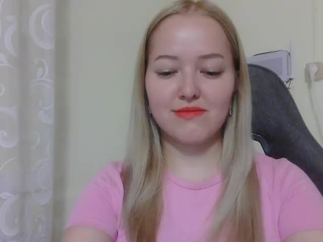 -Sweet-smile- Adult Chat August 23, 2025