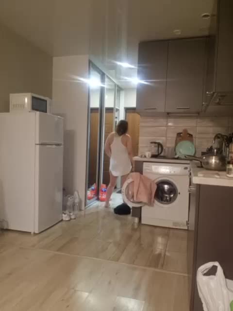 Kira183 Adult Chat August 23, 2025