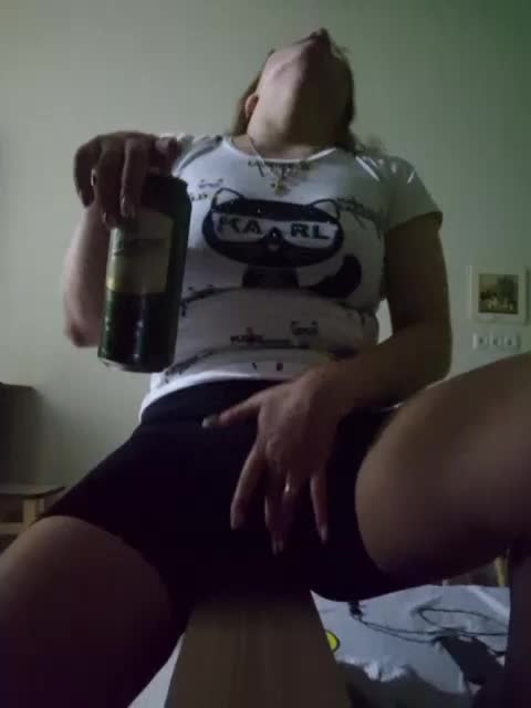 Kira183 Adult Chat August 23, 2025