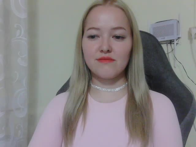 -Sweet-smile- Adult Chat August 23, 2025