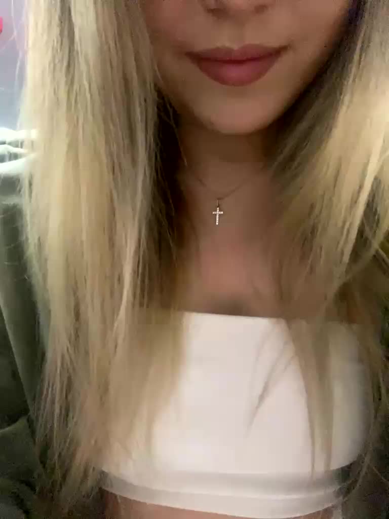 JULIE21 Adult Chat August 23, 2025