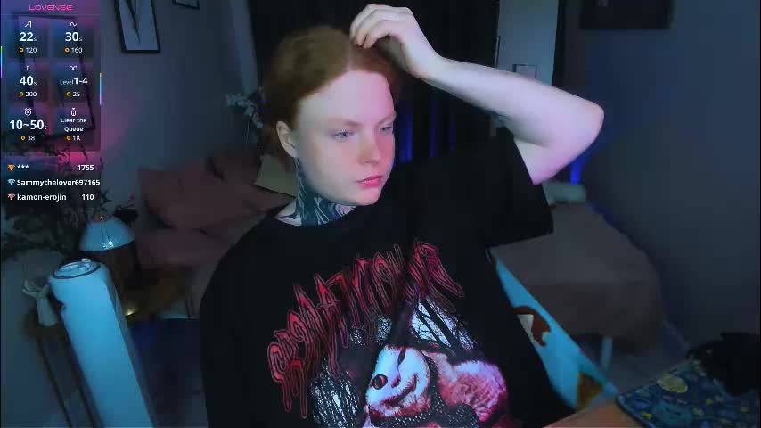 cassie_xkiss Adult Chat August 23, 2025