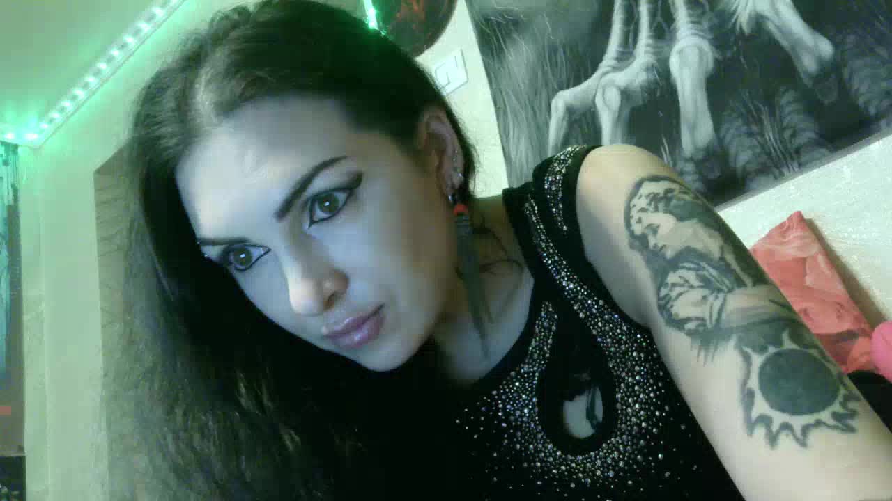 TvarRoxy Adult Chat August 23, 2025