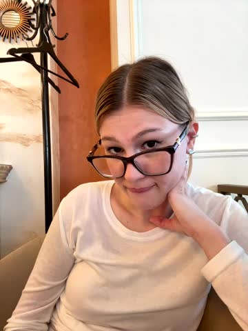 RinaCat Adult Chat August 23, 2025