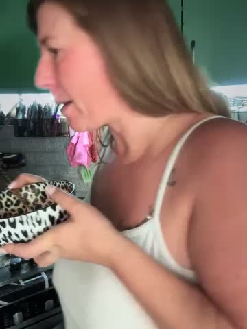 Natali_UA Adult Chat August 23, 2025