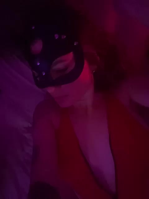 KOT_LI_KOLLIE4KA Adult Chat August 23, 2025