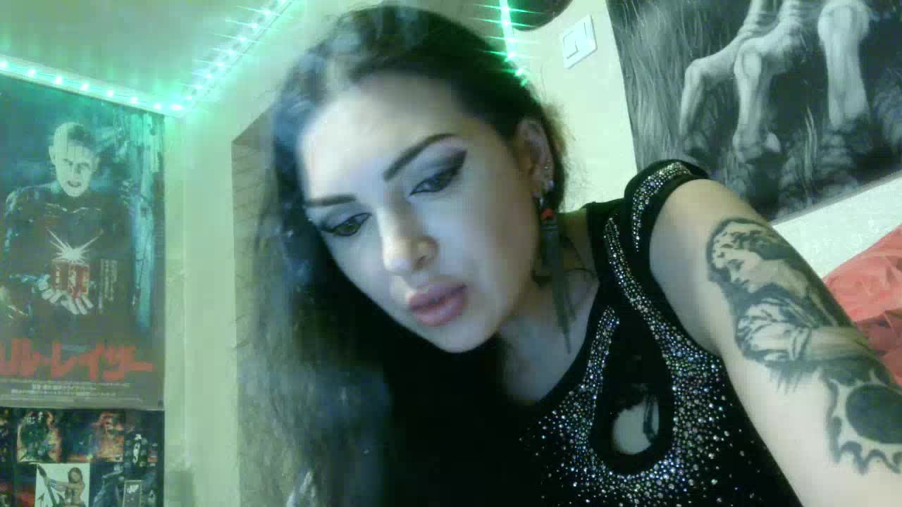 TvarRoxy Adult Chat August 23, 2025