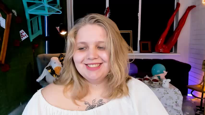 SladaDell Adult Chat August 23, 2025