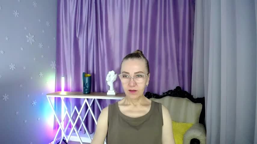 queen_a_n_i Adult Chat August 23, 2025