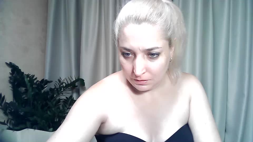 KickaIricka Adult Chat August 23, 2025