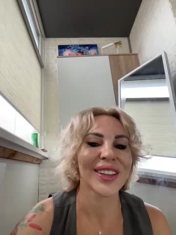 Hotnessi Adult Chat August 23, 2025