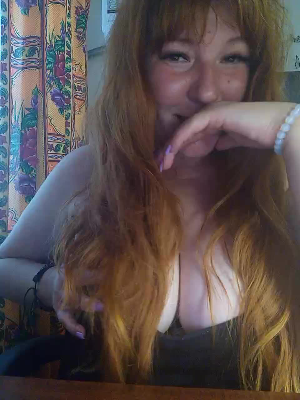 MiaLovely_2025-08-23_17-38-14_949 Adult Chat August 23, 2025