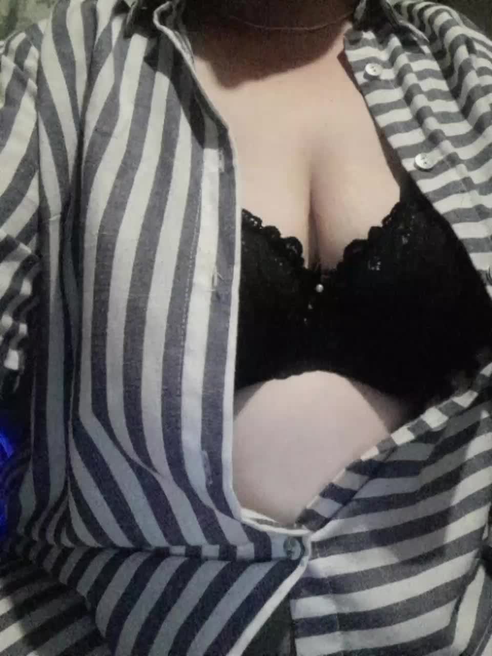 Iriska2025 Adult Chat August 24, 2025