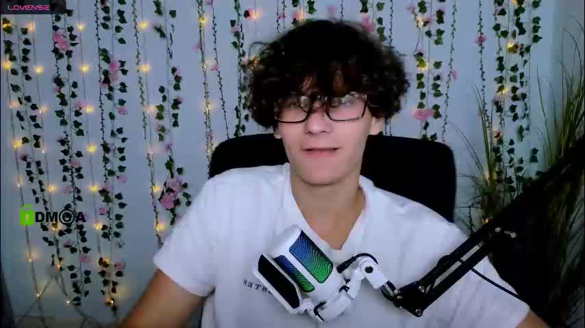 den_rich Adult Chat August 24, 2025