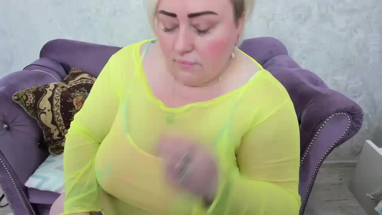 fashiona Adult Chat August 24, 2025