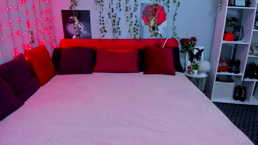 LunaBellucci Adult Chat August 23, 2025