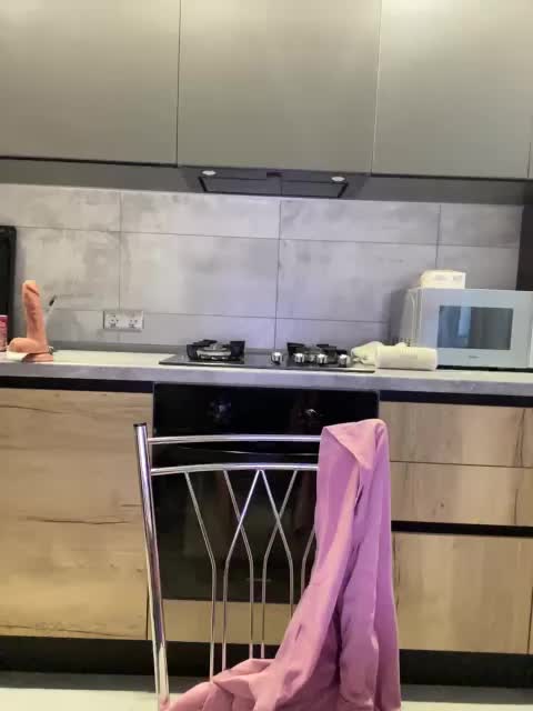 A1ka Adult Chat August 24, 2025