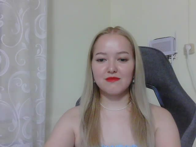 -Sweet-smile- Adult Chat August 24, 2025