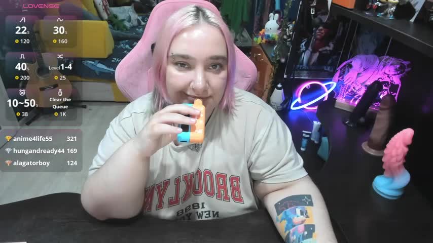 Softie_Sofy Adult Chat August 23, 2025