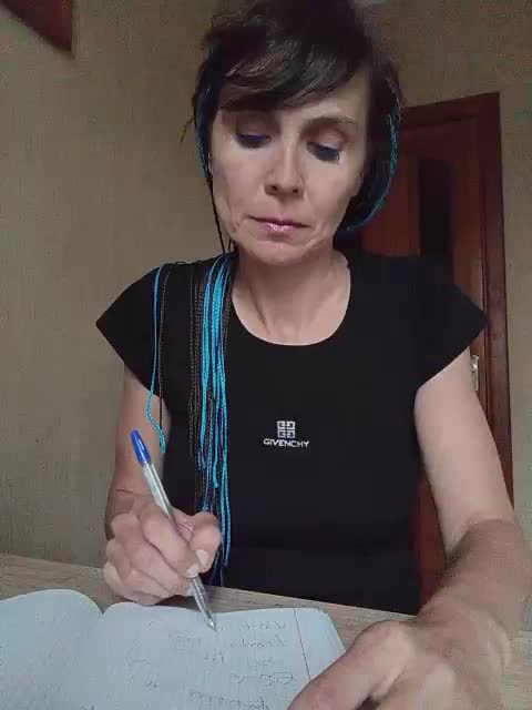 Hellenalonenochka Adult Chat August 24, 2025