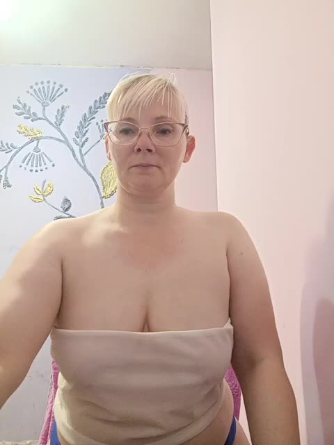 Sweetie454 Adult Chat August 24, 2025