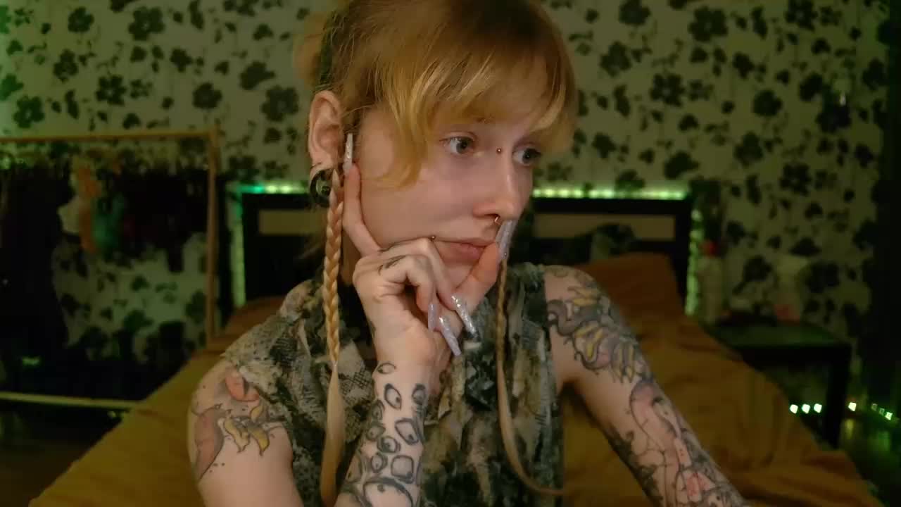 LittleSpaceMouse- Adult Chat August 24, 2025