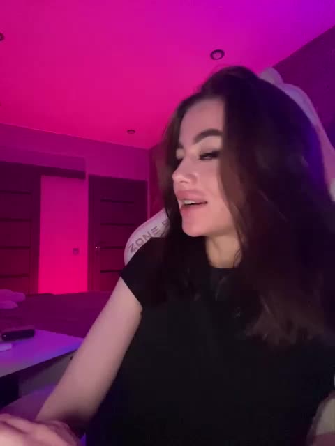 HotGirlEva Adult Chat August 24, 2025