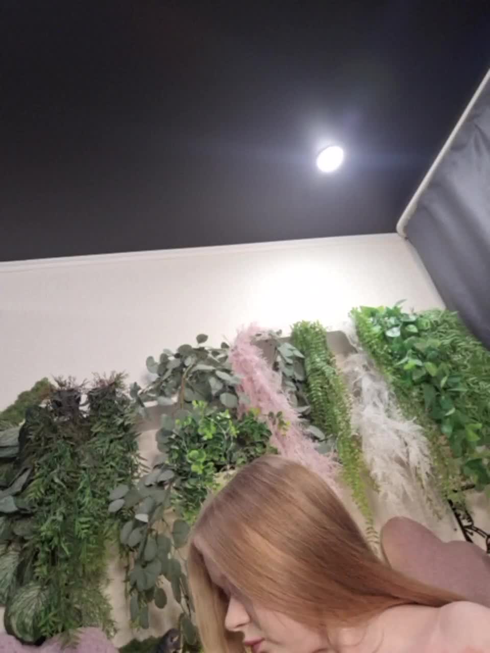 -scyrim- Adult Chat August 24, 2025