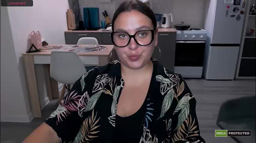 chloe_x_ Adult Chat August 24, 2025