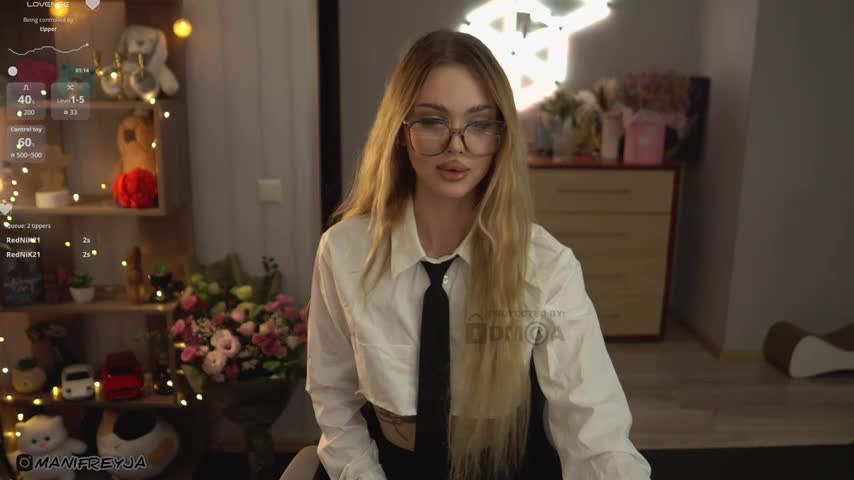 ManiFreyja Adult Chat August 24, 2025