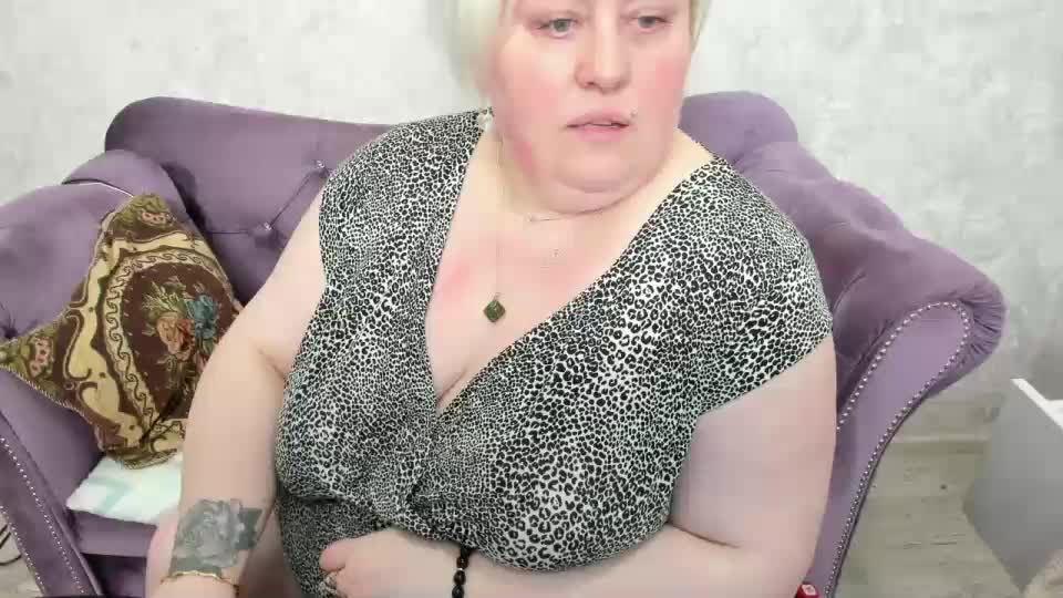 fashiona Adult Chat August 24, 2025