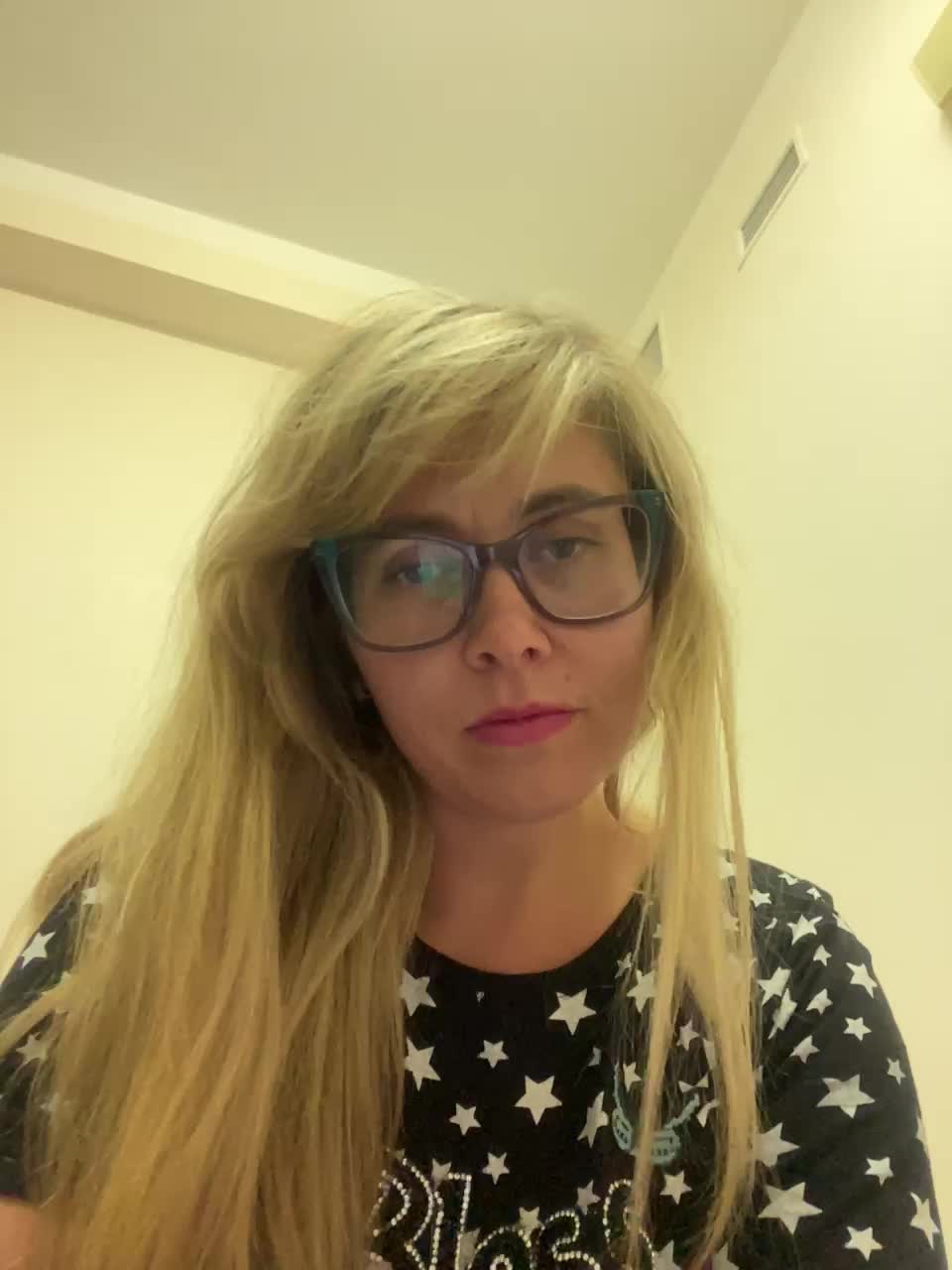 Elegant00Girl Adult Chat August 24, 2025