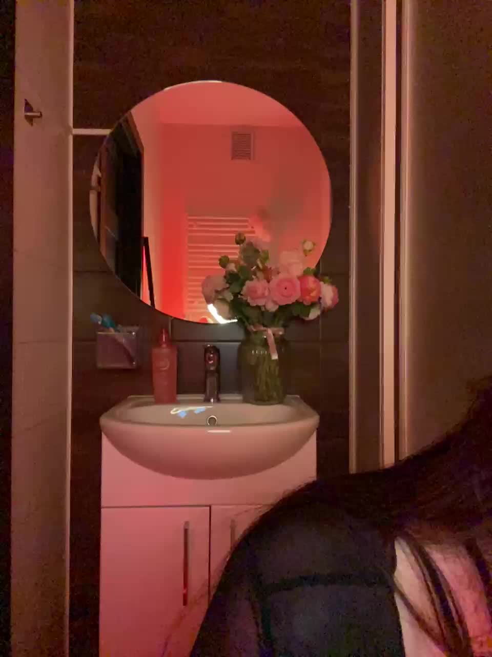 Businka13 Adult Chat August 24, 2025