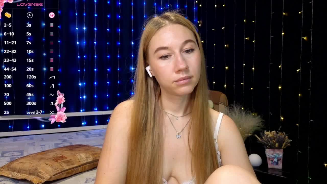 kiskaWEDNESDAY Adult Chat August 24, 2025