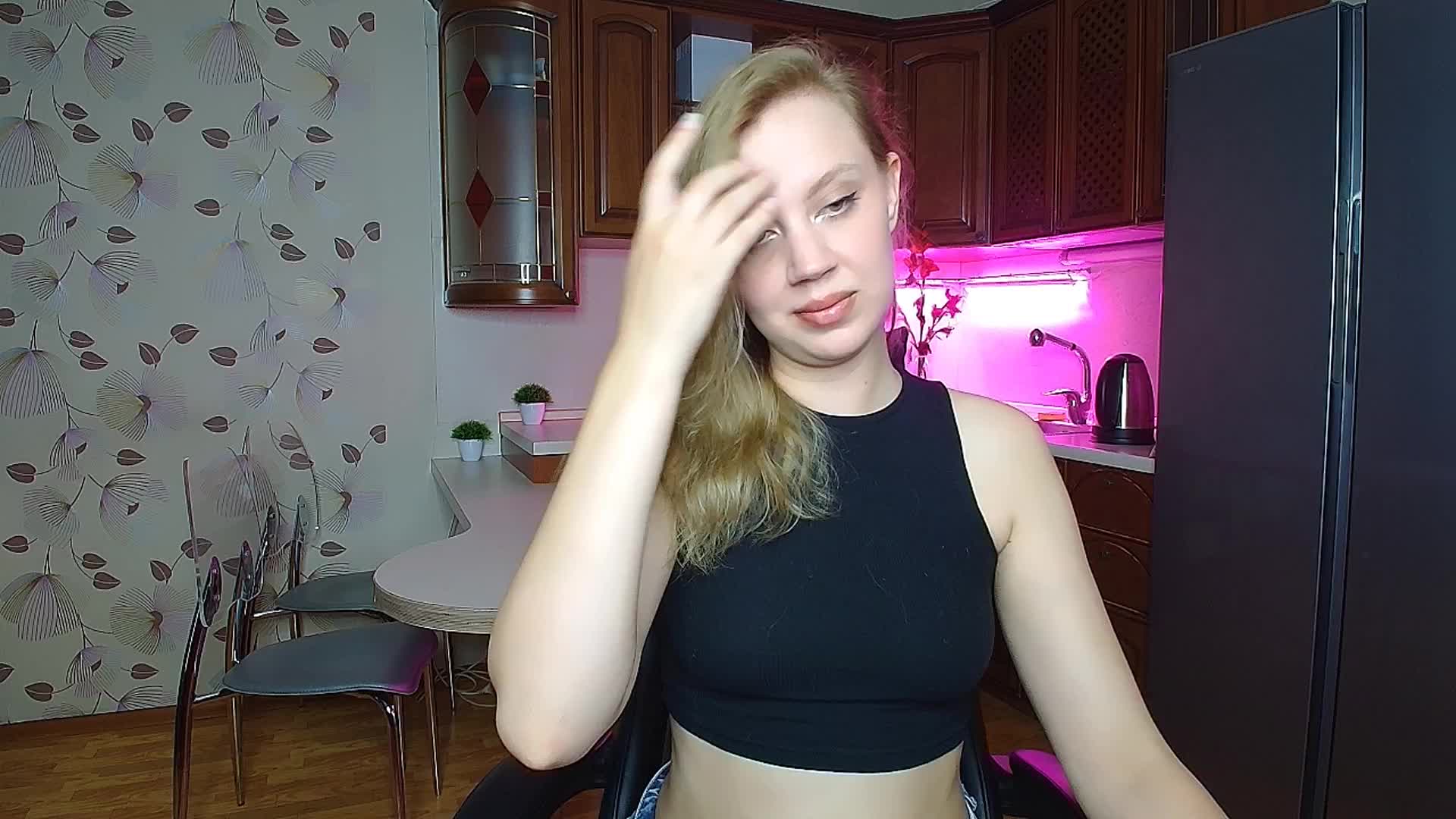 Nadins Adult Chat August 24, 2025