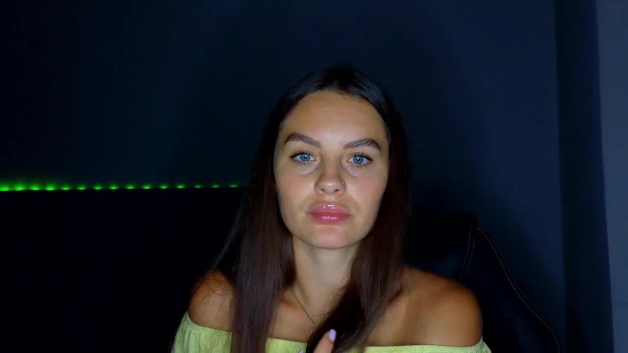 VALERIYAAA Adult Chat August 24, 2025