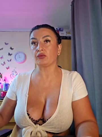 Hotangel75 Adult Chat August 24, 2025