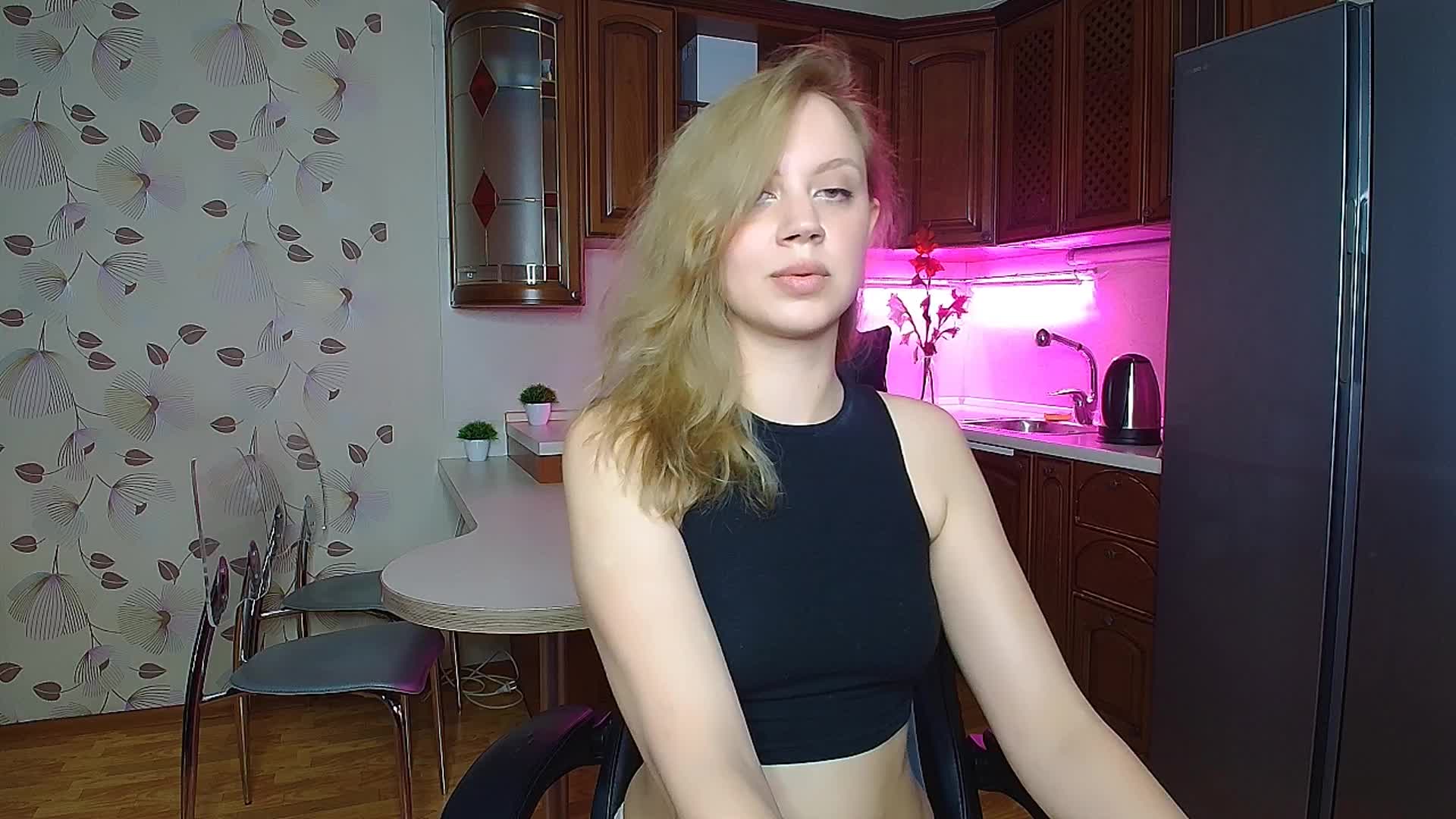 Nadins Adult Chat August 24, 2025