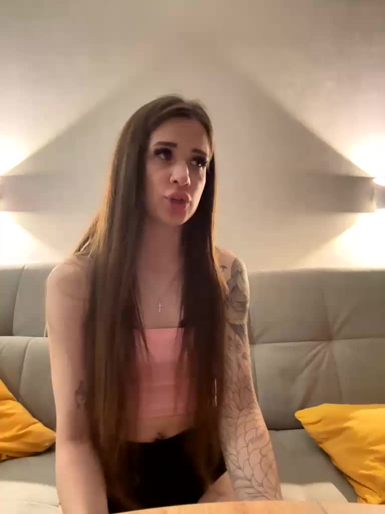 serotoninnn1_2025-08-22_18-14-57_991 Adult Chat August 24, 2025