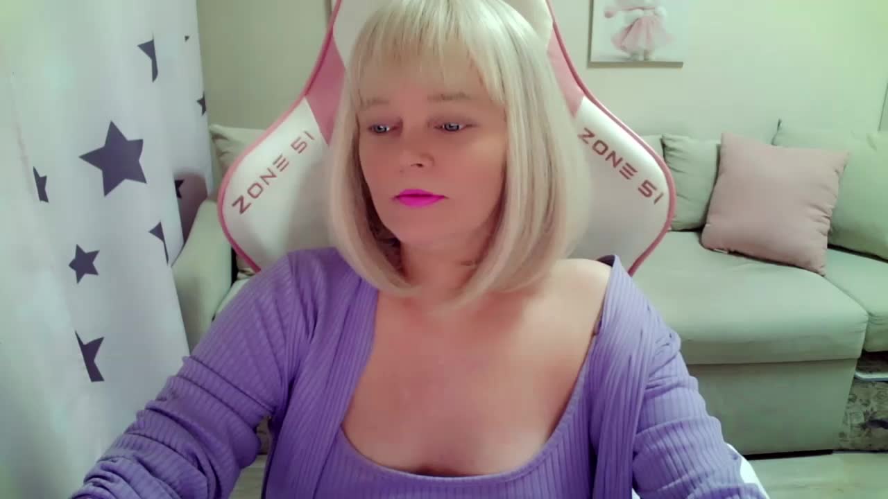 ChristieRoses Adult Chat August 24, 2025