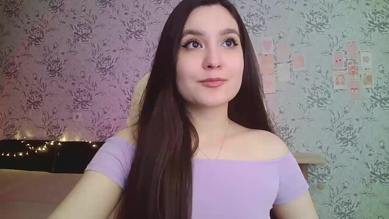 annie-fleur Adult Chat August 24, 2025