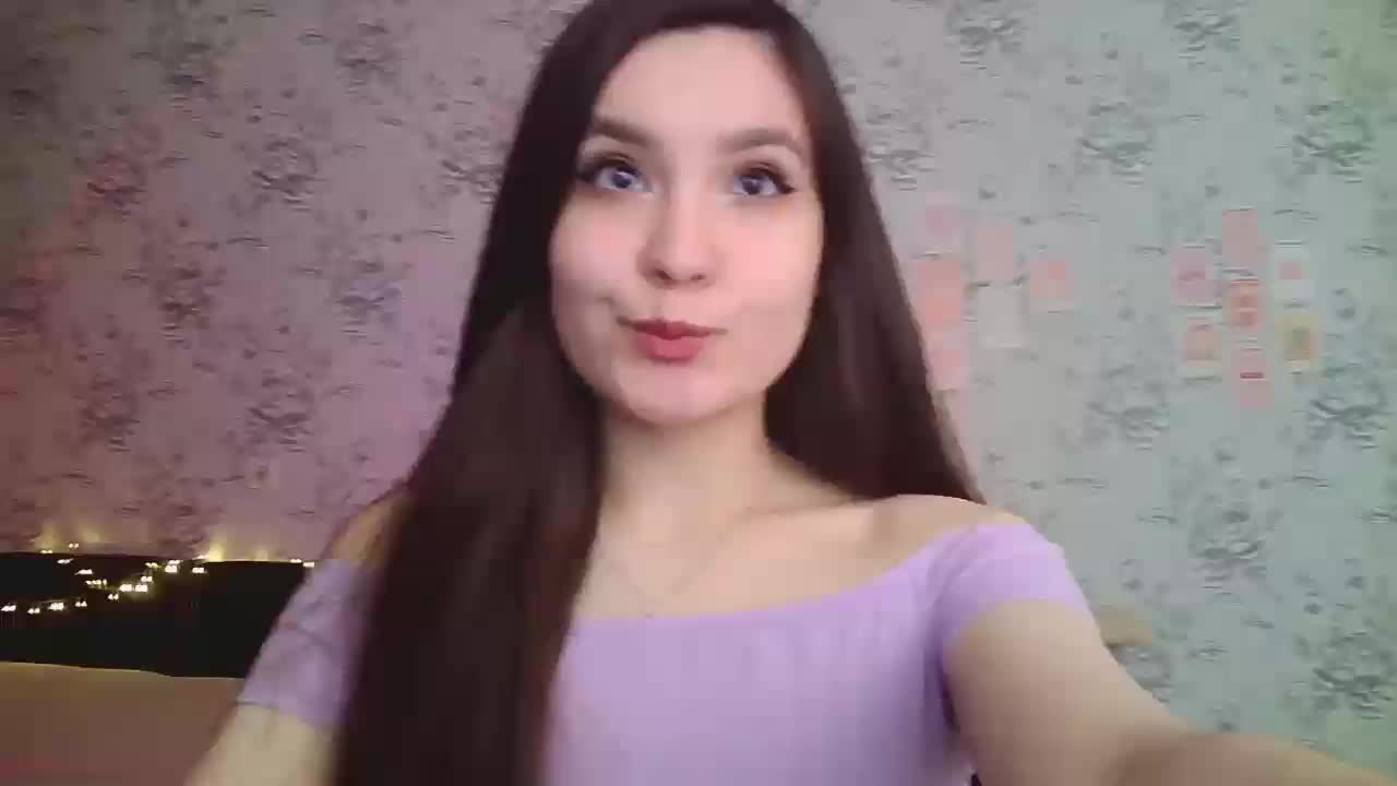 annie-fleur Adult Chat August 24, 2025