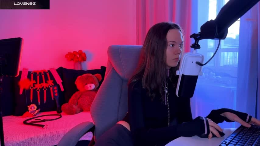 SharkyBaby Adult Chat August 24, 2025