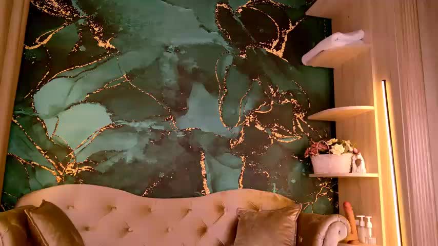 Elis_miracle Adult Chat August 24, 2025