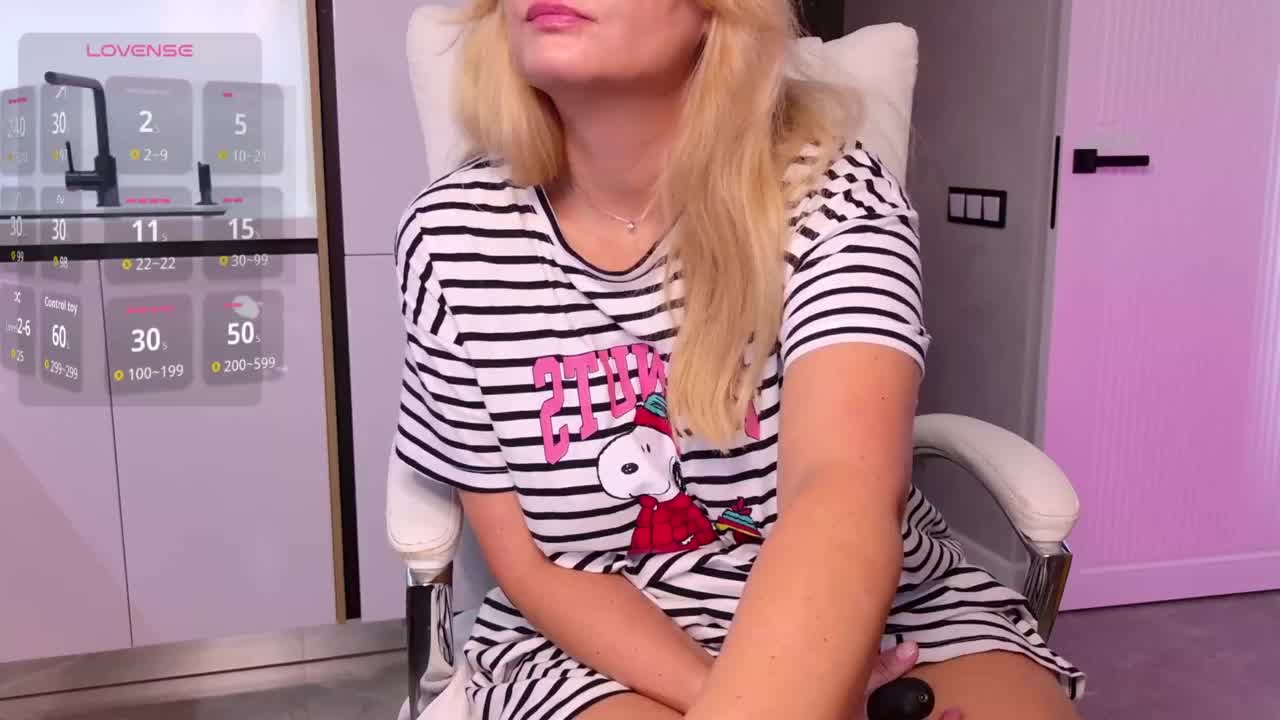 hold-me-tight Adult Chat August 24, 2025